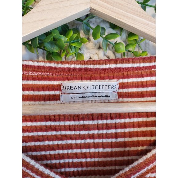 Urban Outfitters Retro Multicolor Striped Button Front Crop Top, Size Small - Picture 5 of 6